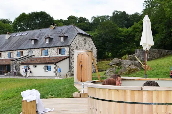 Grand gite dans le Cantal Salers